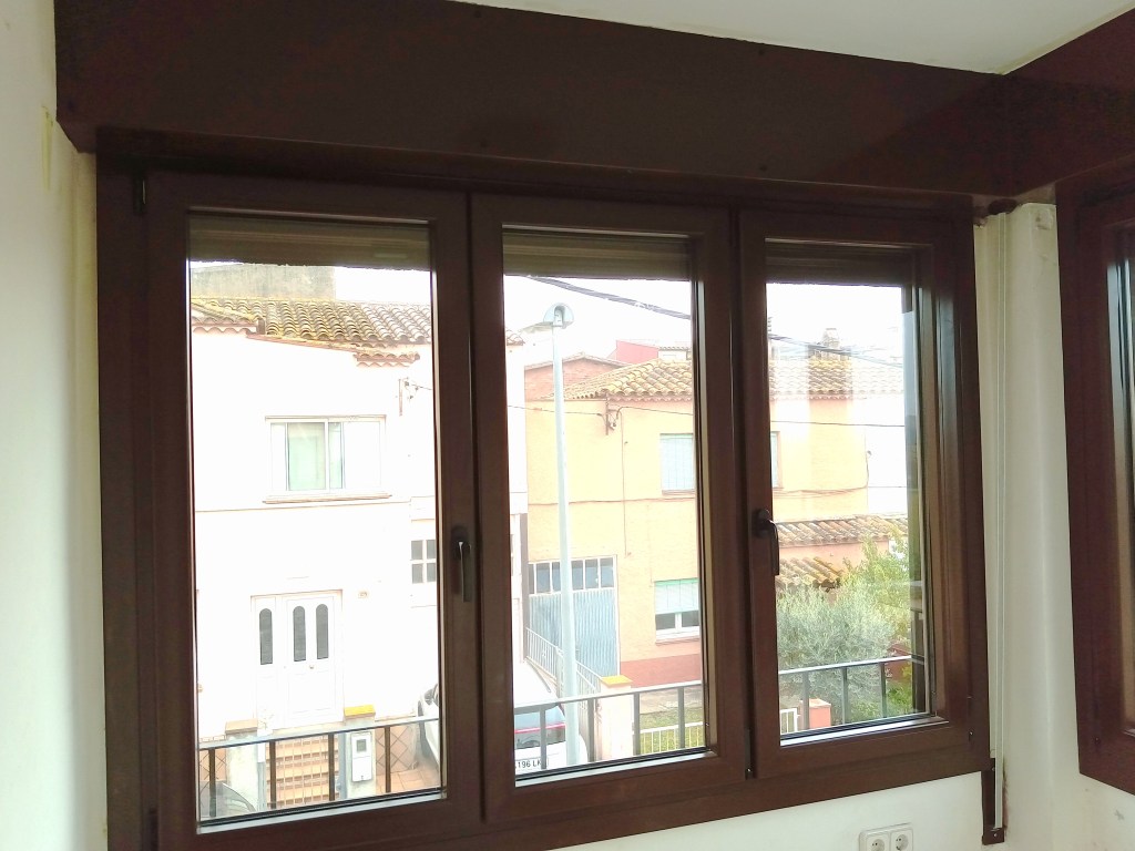 Finestres practicables PVC lacat&nbsp;8014